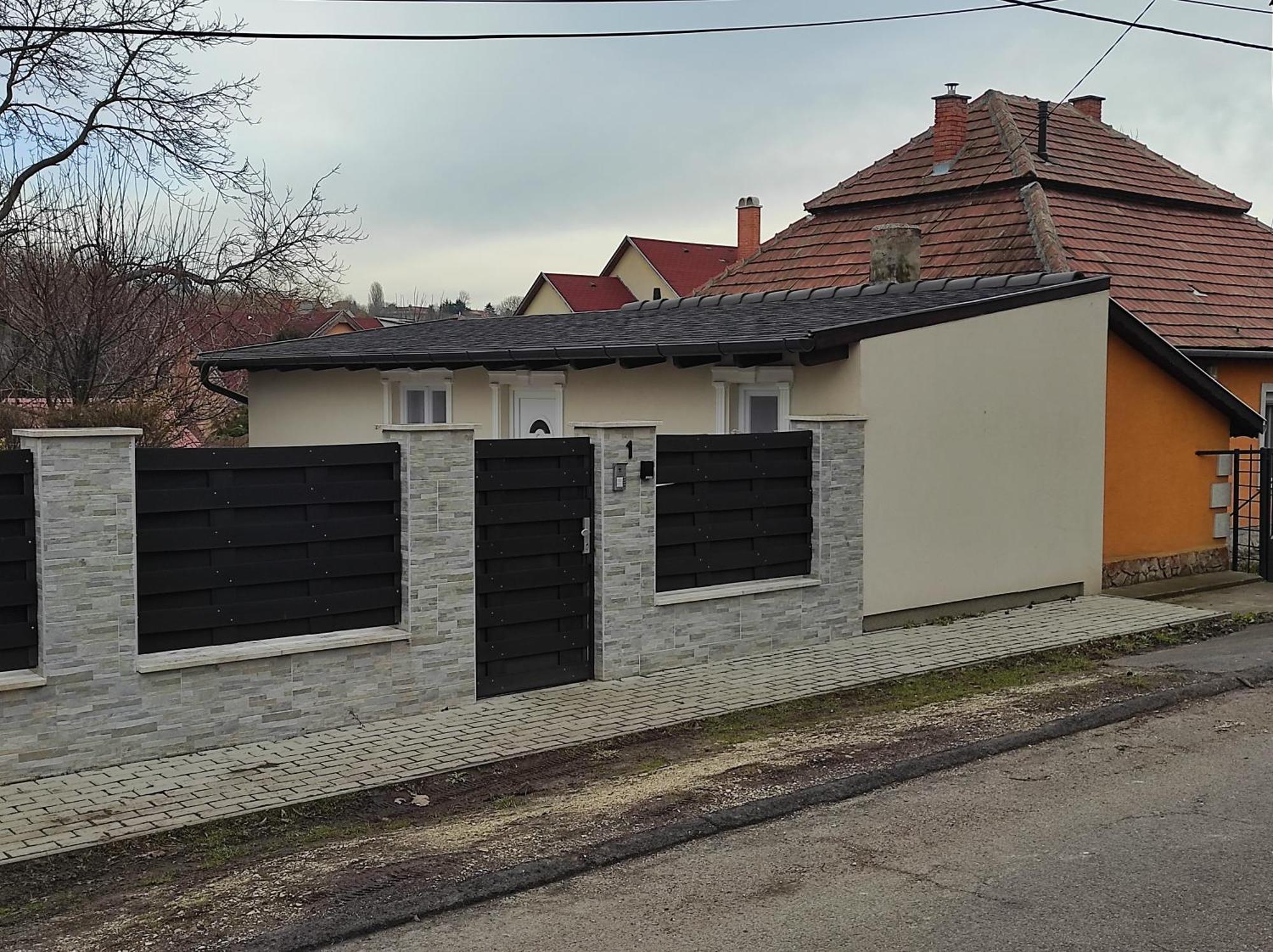 Garden Home Torokbalint Bagian luar foto
